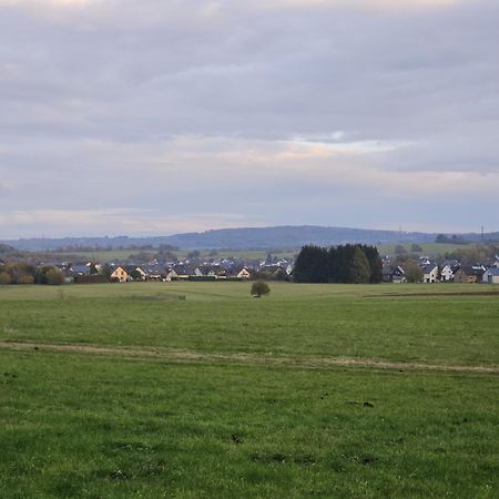 Gemuetliche Ferienwohnung Im Westerwald - "Ferienwohnung Grau" Weitefeld Exterior photo